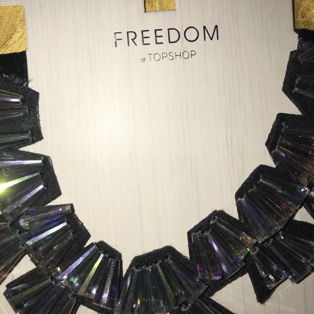 Freedom at Top-shop necklace - Picture 7 of 8